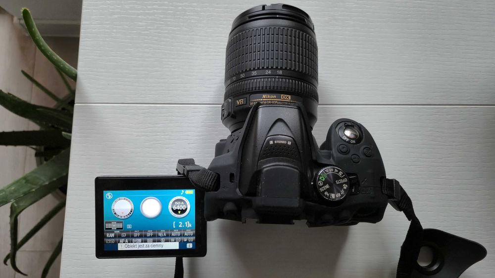 Nikon D5300  z obiektywem 18-105mm Stan Idealny