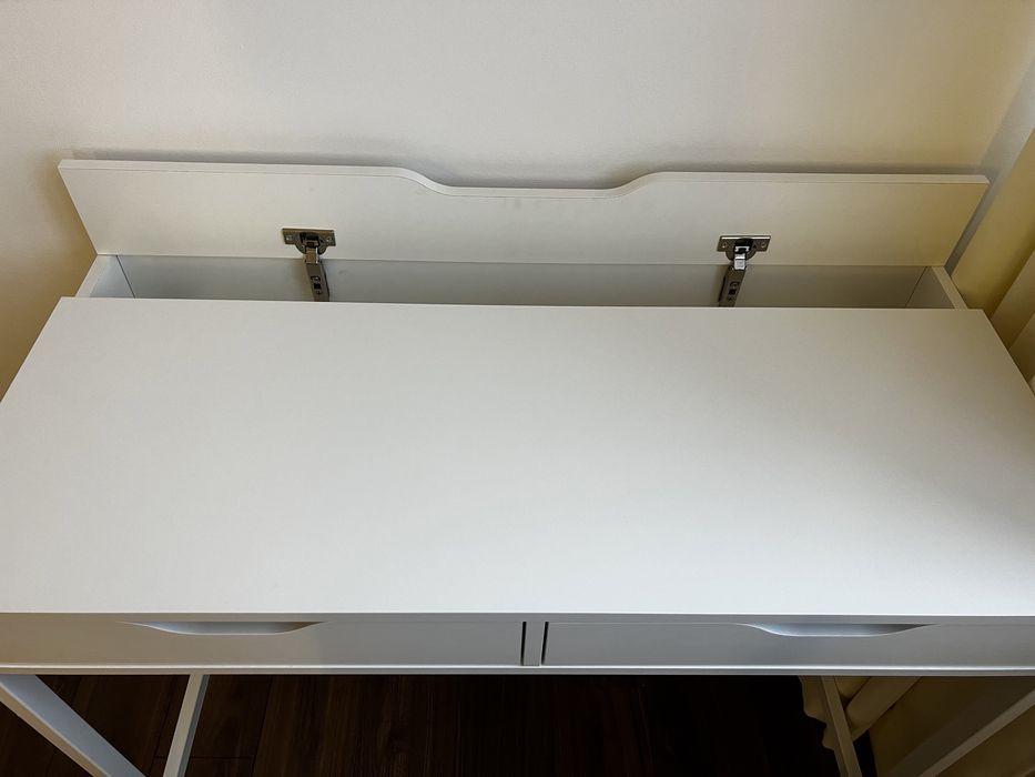 Письмовий стіл ІКЕА АЛЕКС білий