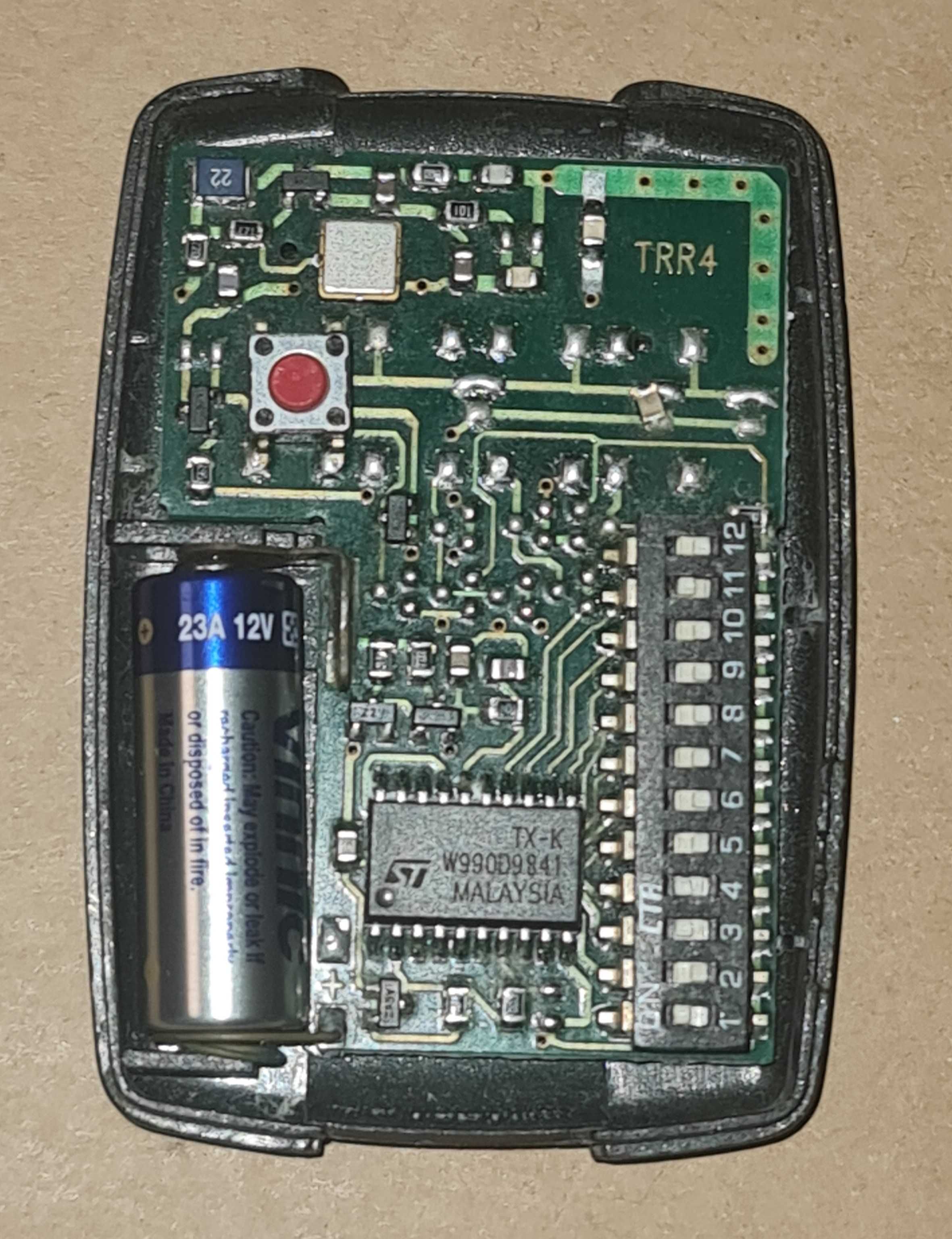 Comando garagem programável com 12 DIP switch