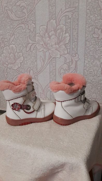 Продам сапожки)))