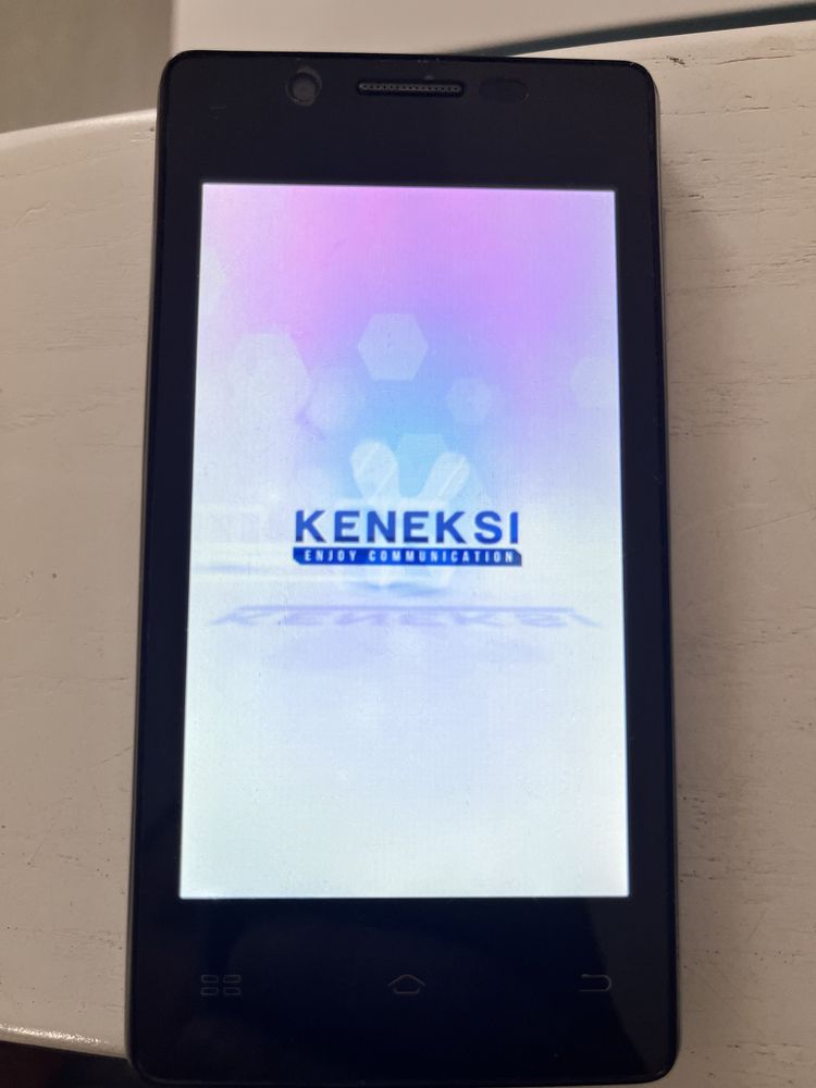 Мобильный телефон Keneksi Sky Black