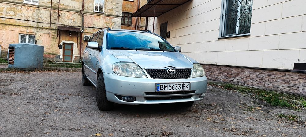 Продам автомобіль Toyota Corolla 120 універсал