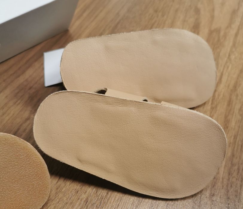 OSTSTNIA PARA Zara SKÓRA sandały roz. 17/18