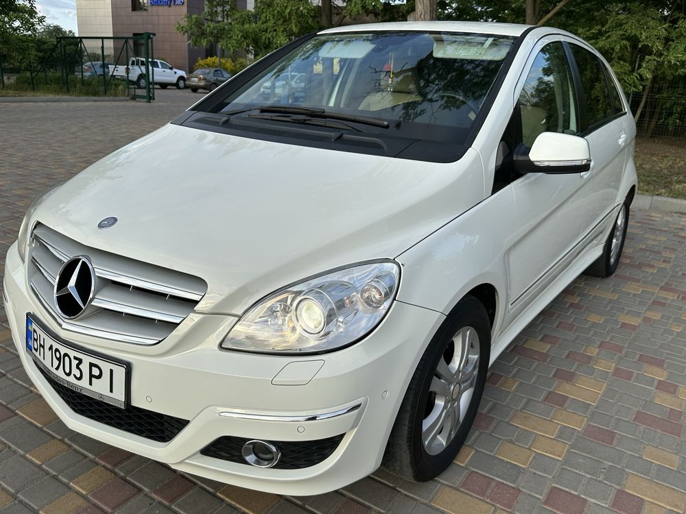 Mercedes Benz B Class