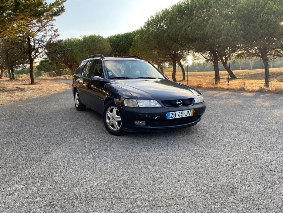 Opel Vectra Caravan 1.6i 16V CD