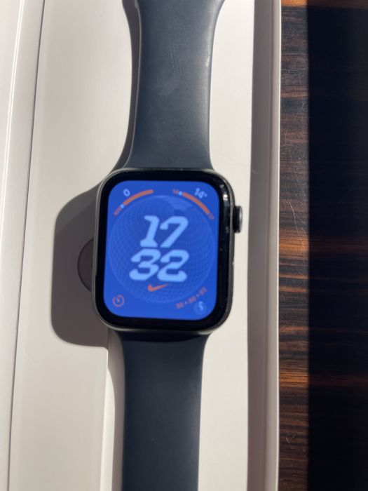 Apple Watch SE 44 mm