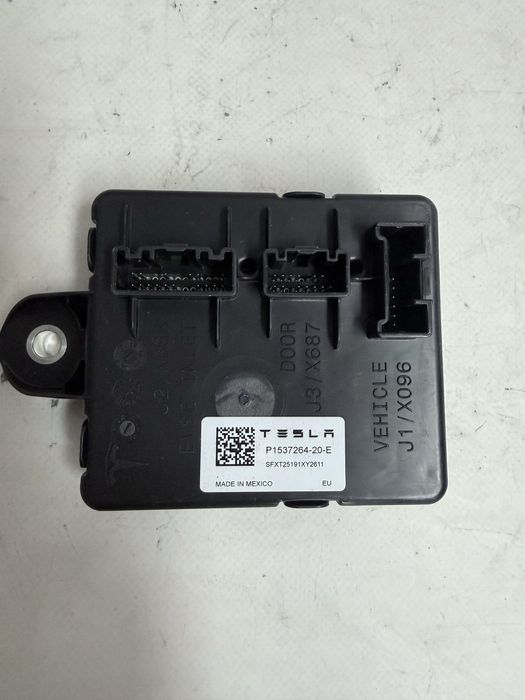 Блок ретрофит 1537264-20-Е Tesla Gen4