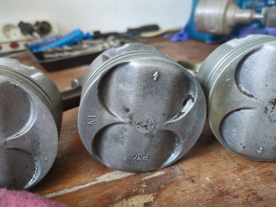 Pistões com bielas originais Honda B16 P30