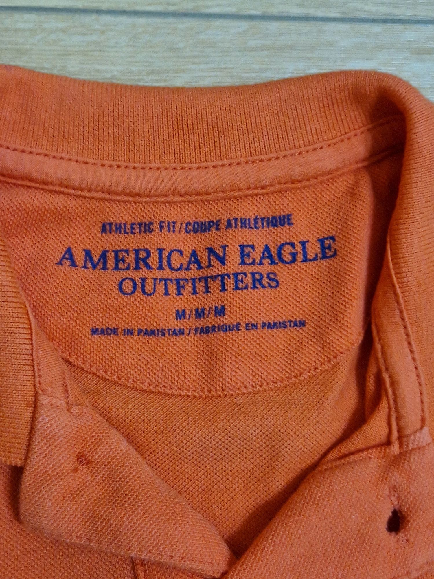 Polo Laranja da American Eagle Outfitters tamanho M