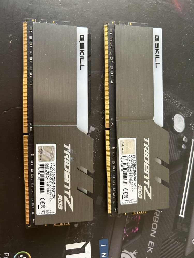 Pamięć Ram DDR4 16gb 5066Mhz G.Skill Trident Z RGB najszybsza 100%