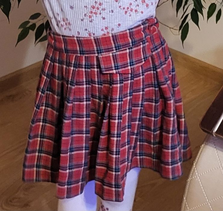 Spódnica spódniczka elegancka wizytowa na święta  r 110/116