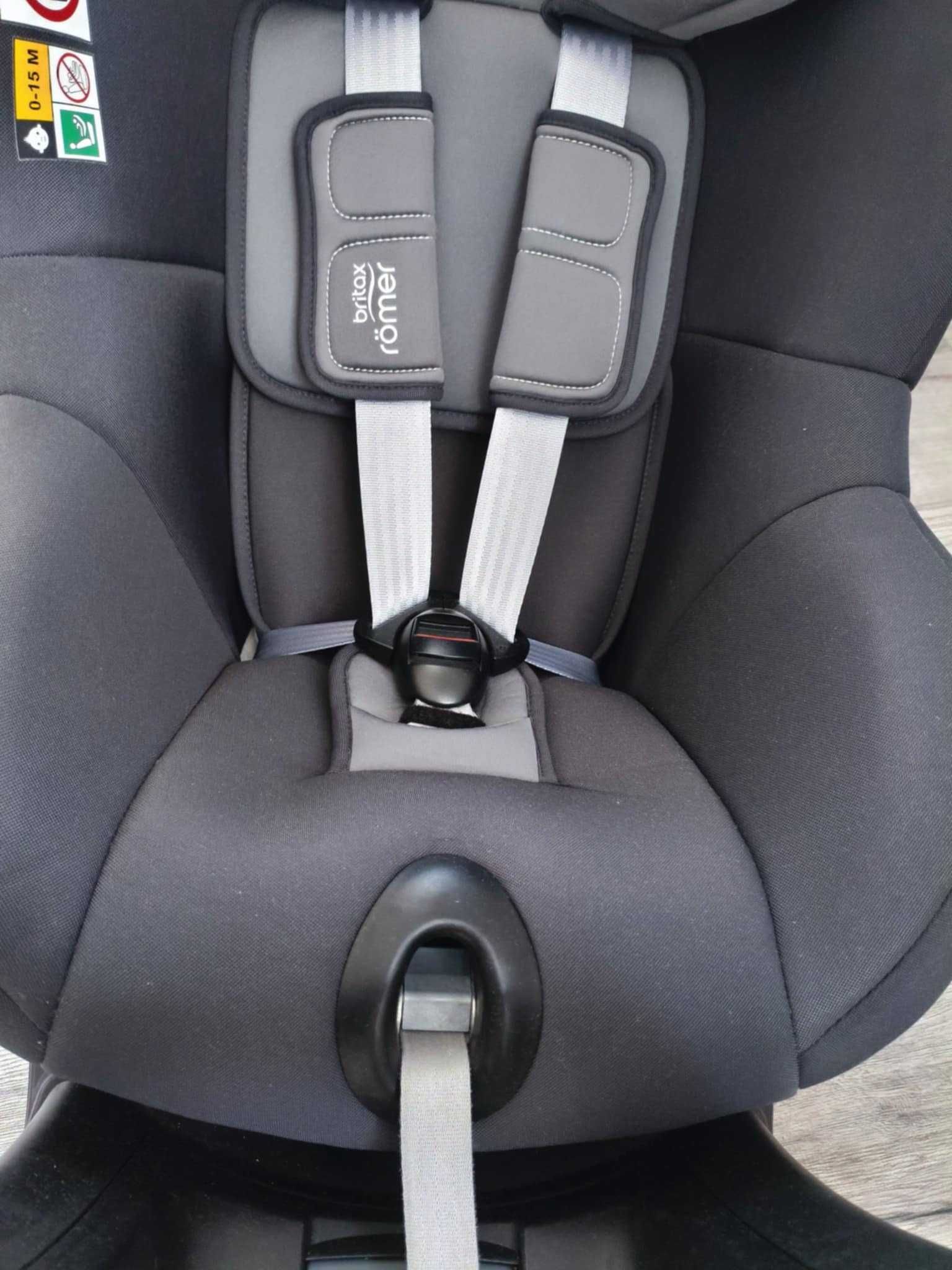 Britax Romer Dualfix M iSize Fotelik RWF 0-18kg 61-105cm