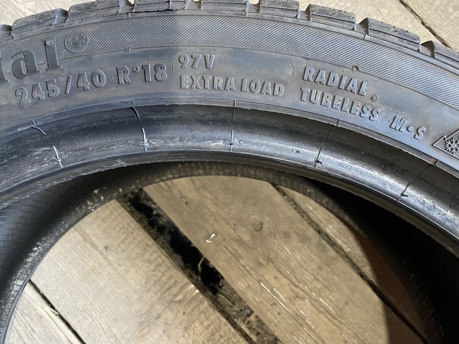 4шт 245/40R18 Continental ContiWinterContact TS810S