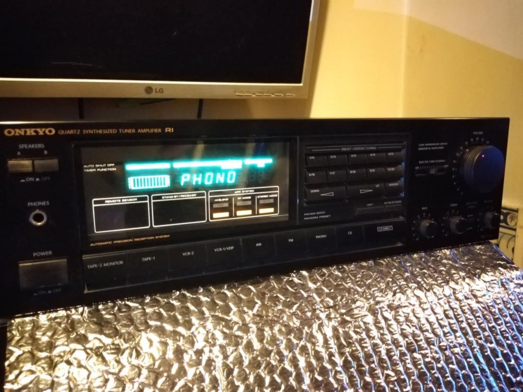 Amplificador Onkyo com rádio Mod TX 7630