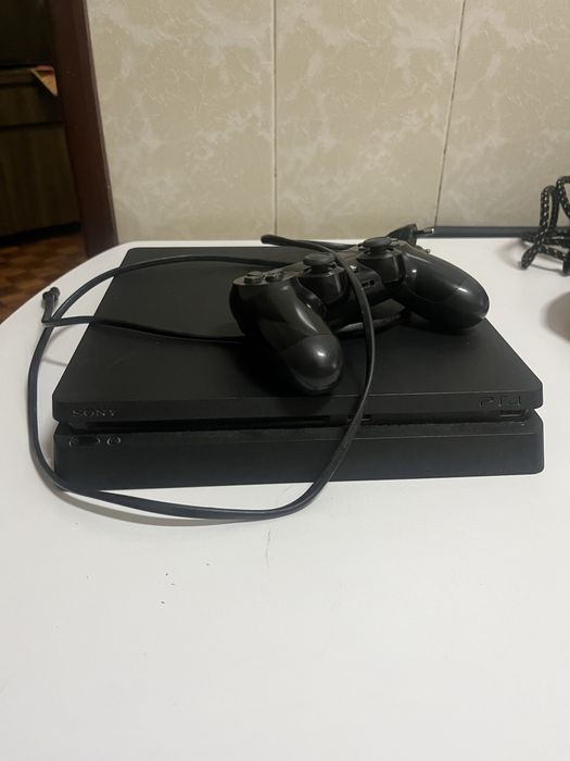 Ps4 slim 1 tb com comando de ps4 original