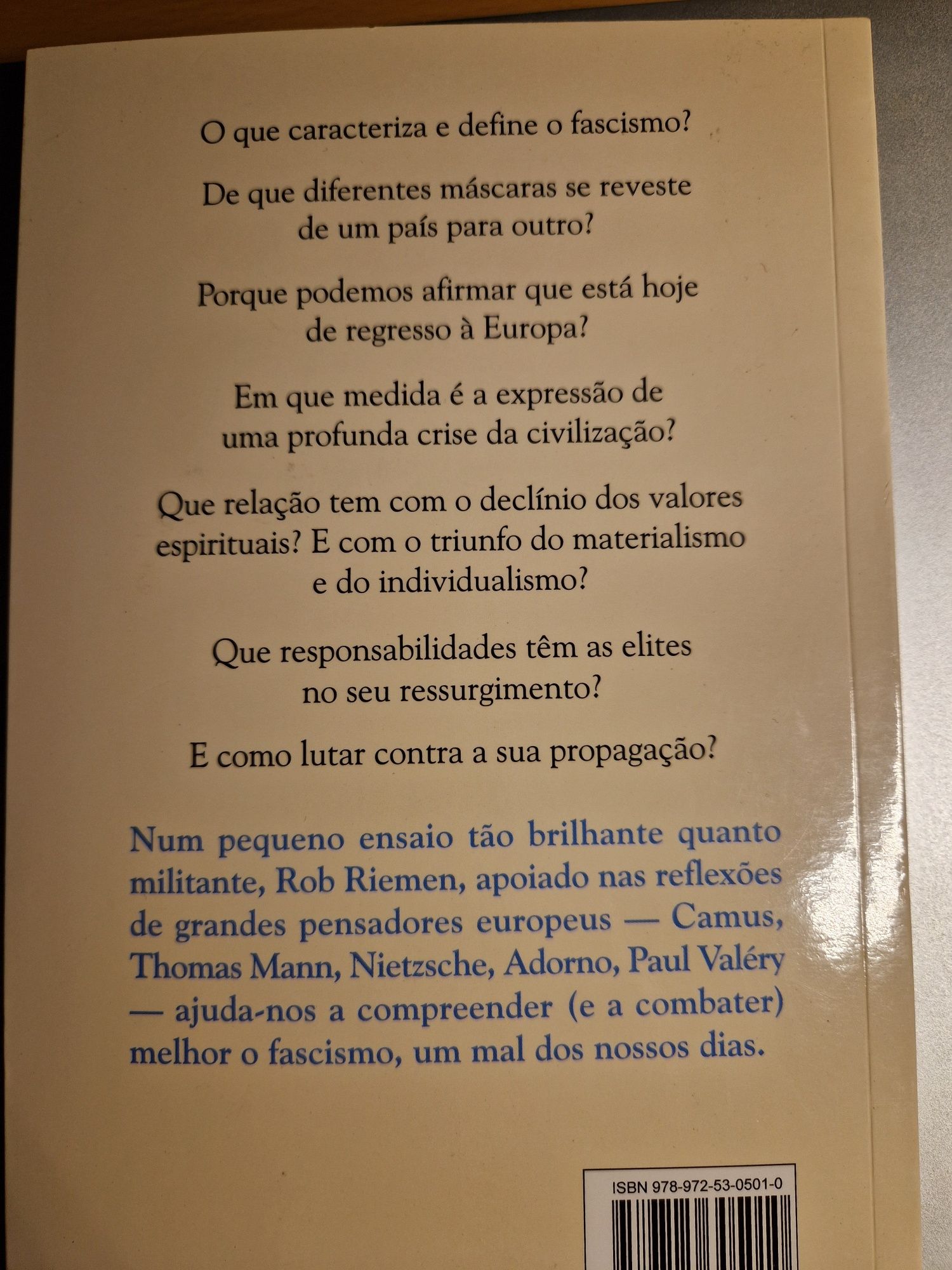 O Eterno Retorno do Fascismo - Rob Riemen