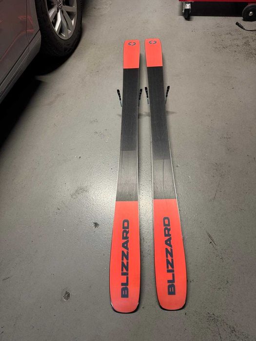Skis Blizzard Rustler 9