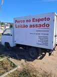 Porco no espeto leiitao assado uma vasta gama de pratos
