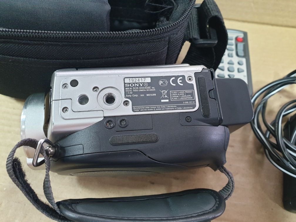 Видеокамера Sony DCR-DVD408E