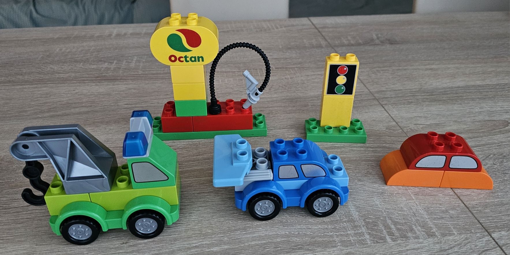 Lego Duplo Kreatywne auta 10552