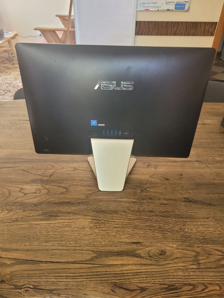 Моноблок Asus Б/у