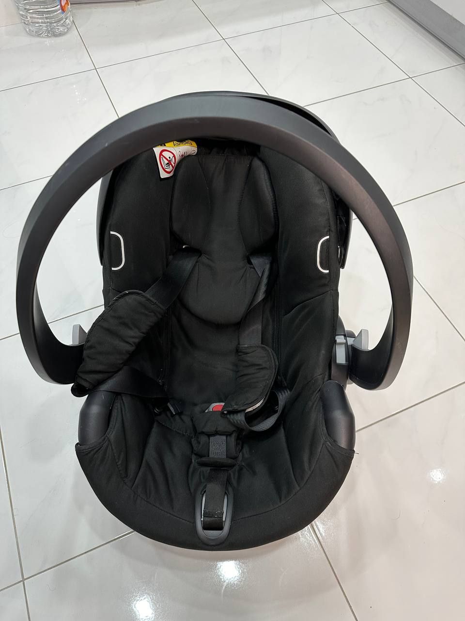 Автокрісло Babyzen BeSafe 0+ та база izofix BeSafe Izi Modular I-Size