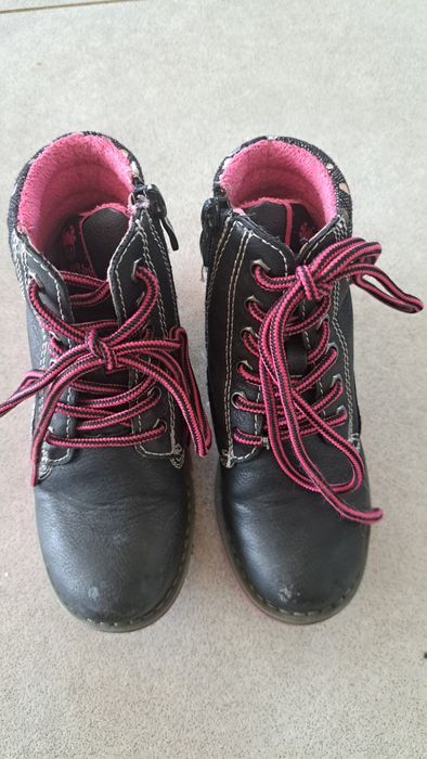 Oddam buty dziewczęce