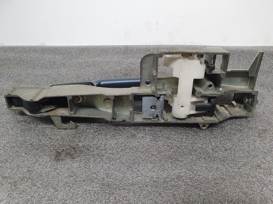 Puxador porta frente direita PEUGEOT 407 (6D_)