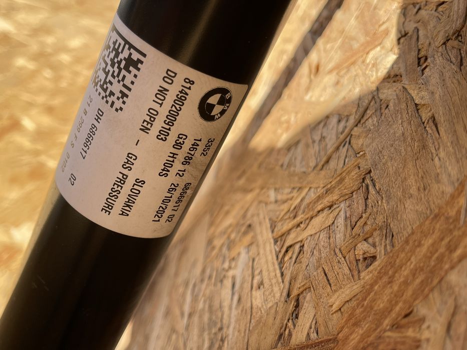 Амортизатор BMW G30 Стойка пружина Xdrive аморт