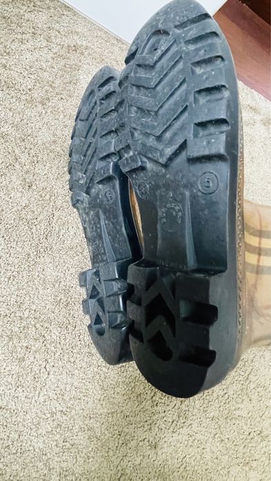 Galochas Burberry Como Novas