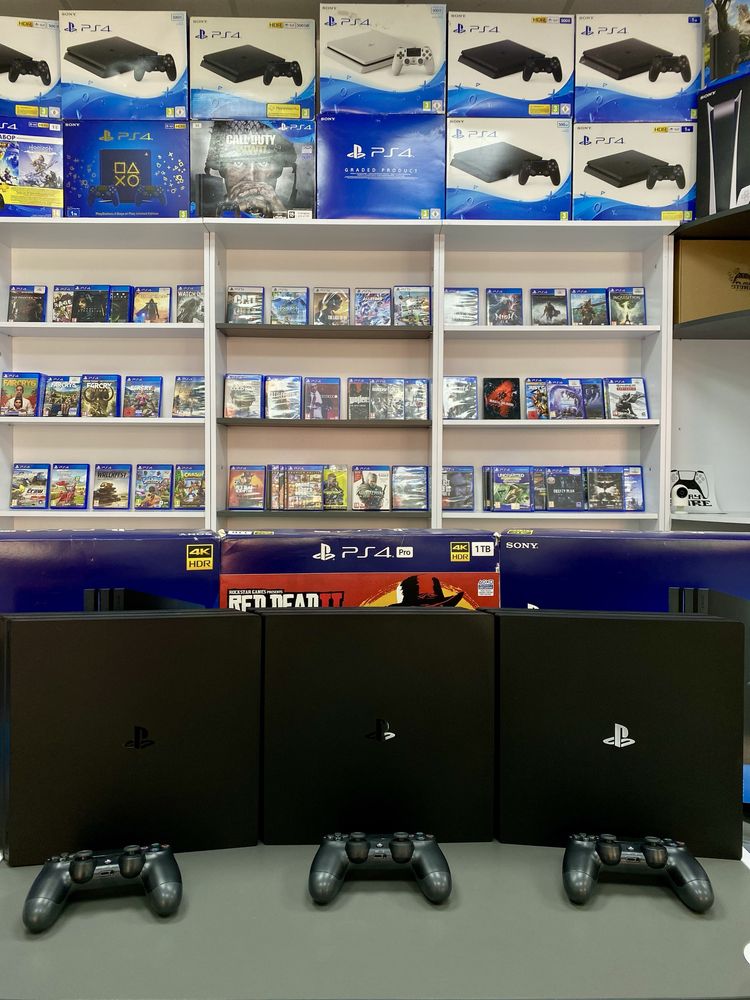 Sony PlayStation 4 Pro 1Тб у Відмінному стані+безкоштовна гра на вибір