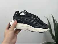 Оригінал! Кросівки Adidas Ozmillen 41 розмір 03778