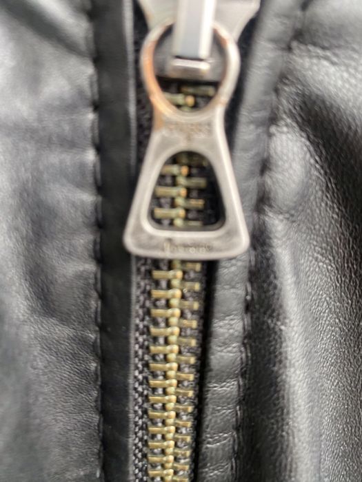 Шкіряна легка куртка