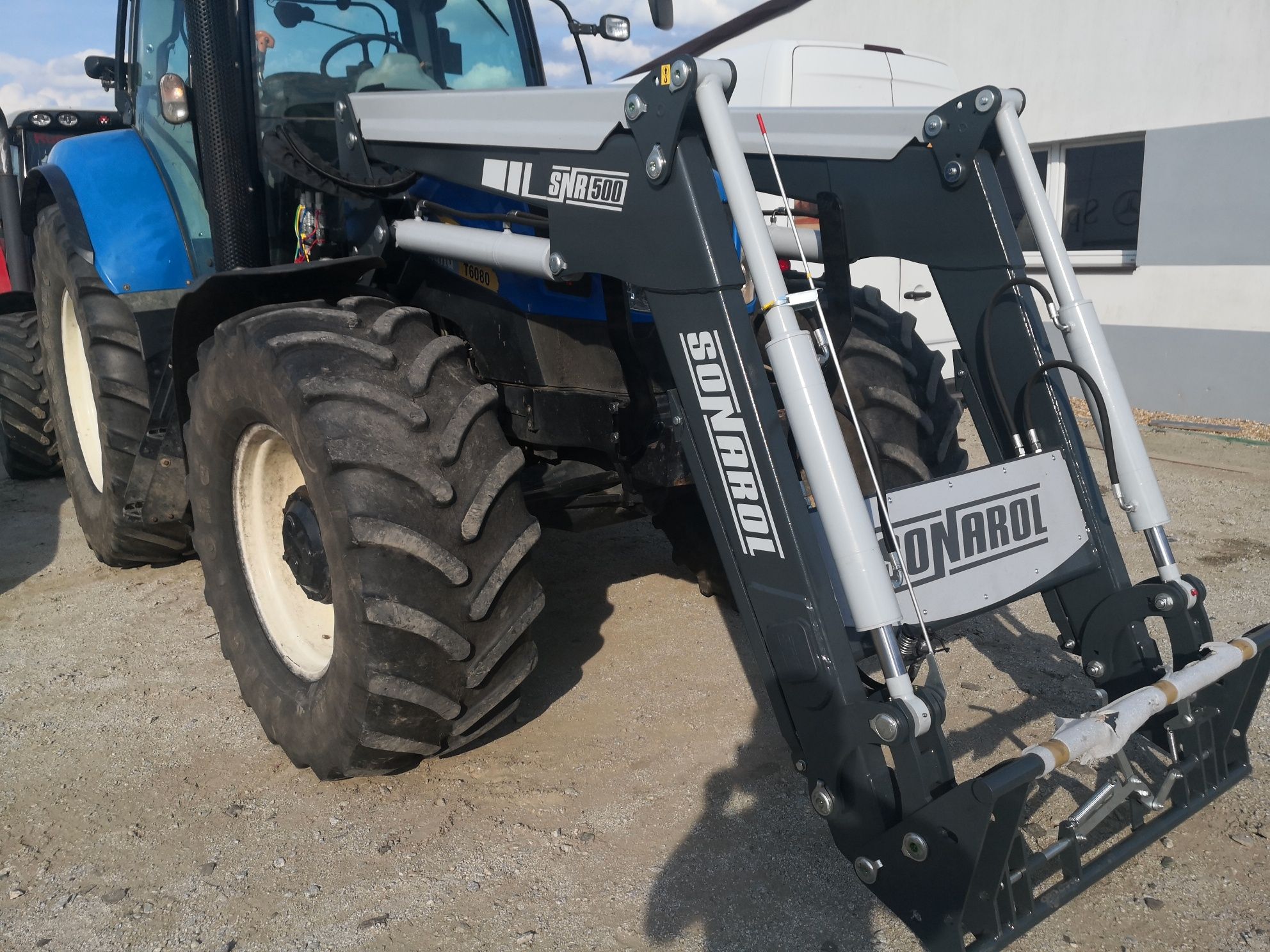 Ładowacz czołowy, tur Sonarol snr300 new holland