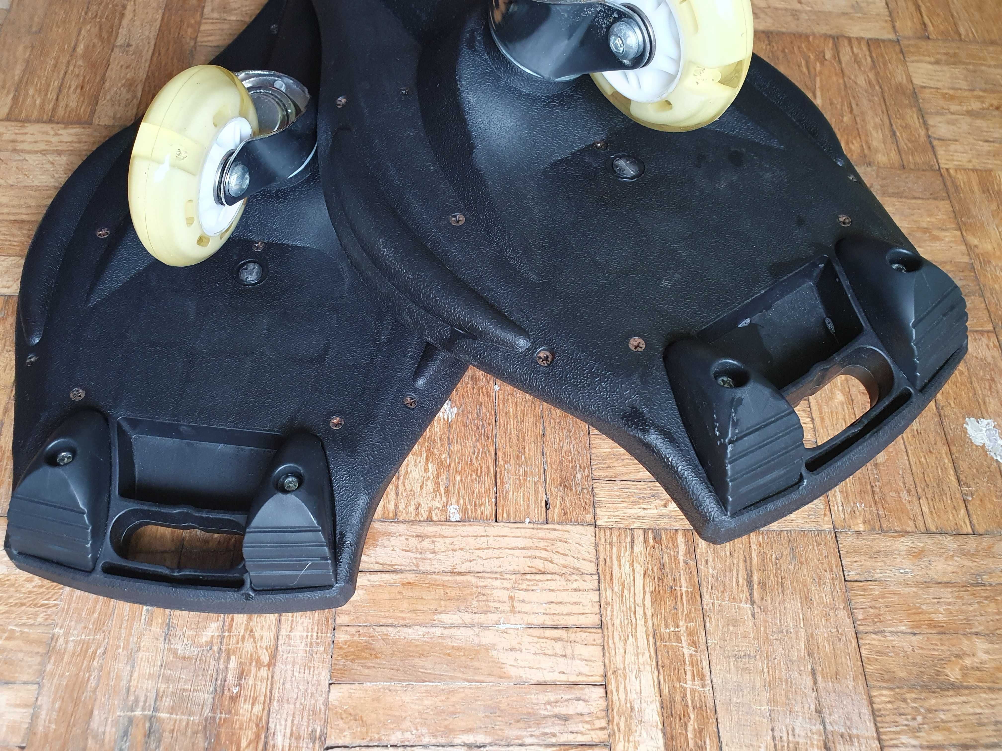 NOWA Deskorolka ENKEEO WAVEBOARD,Caster Board;świecące kółka LED;2 szt