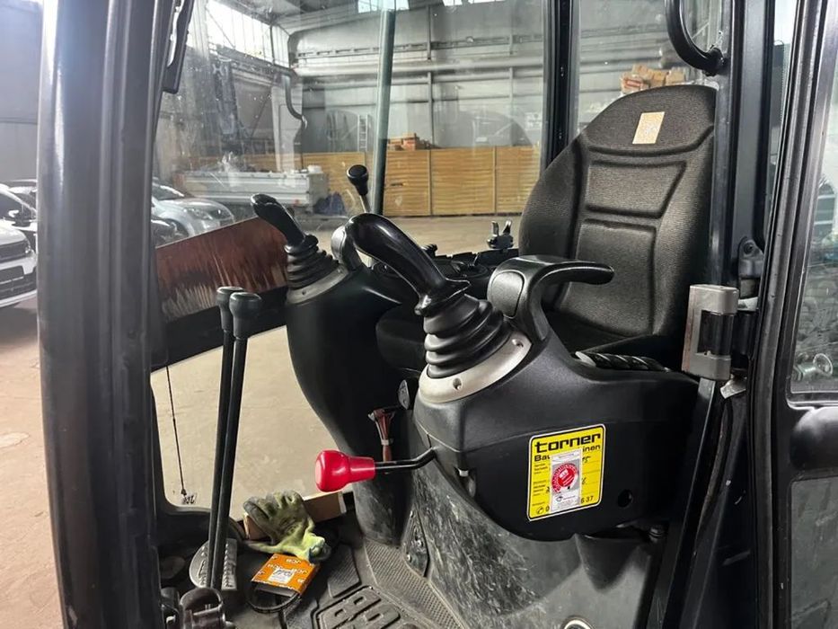 JCB 8018  Minikoparka JCB8018