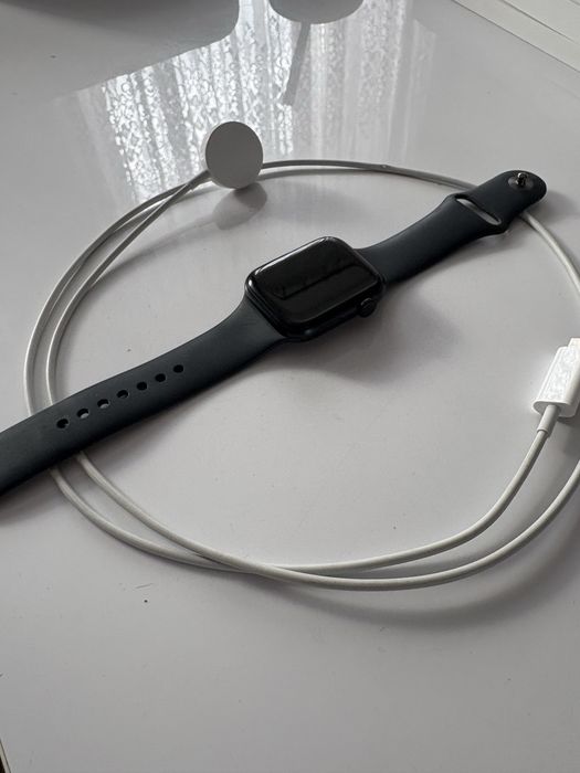 Apple watch SE 2 generacji 44 mm kondycja 100 %