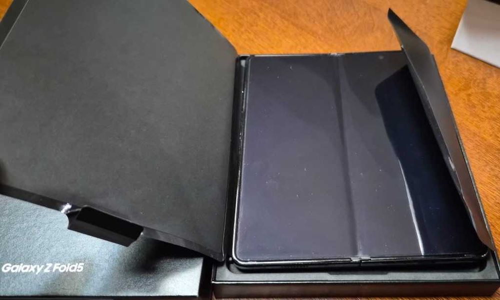 Samsung Galaxy Z Fold5 512GB używany stan dobry!!