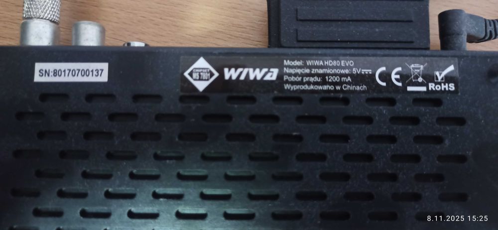 Sprzedam Dekoder DVB-T Wiwa z pilotem