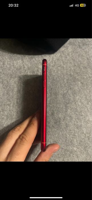 Iphone XR vermelho