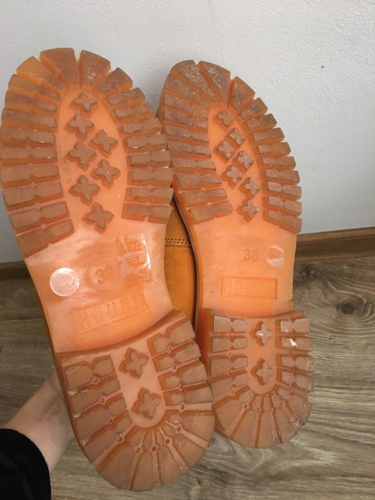Buty bezowe trapery house botki taupe zimowe