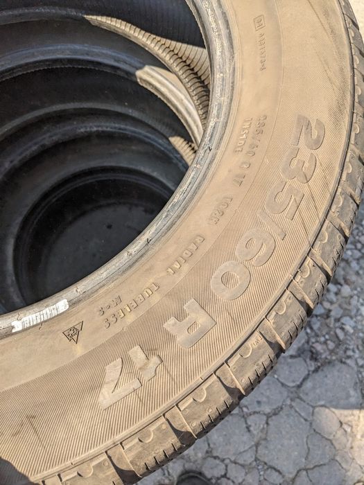 235/60R17 Continental CrossContact