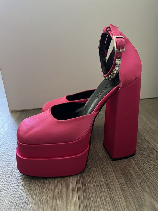 Туфлі versace братц