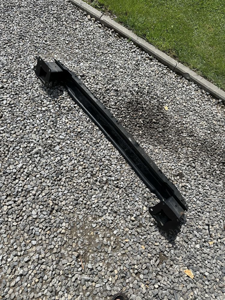 Belka tylna passat b8