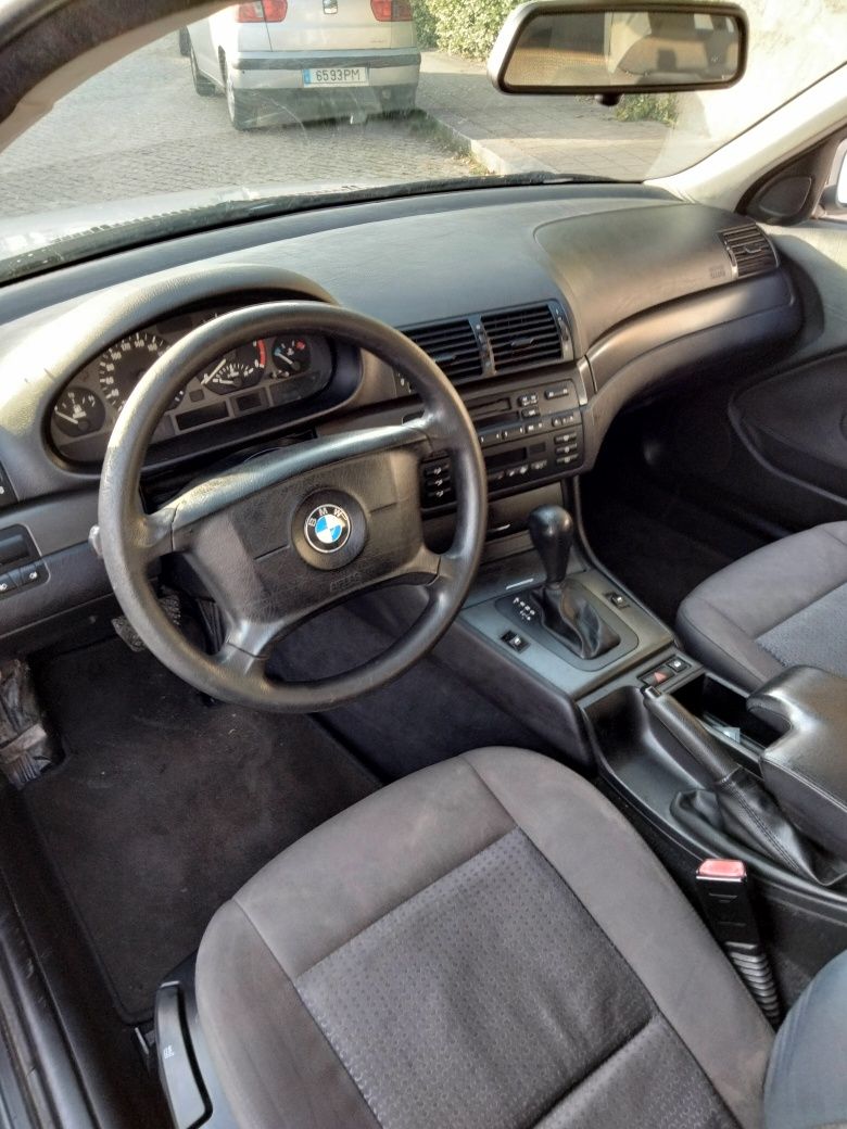 BMW 320d 150cv caixa automática