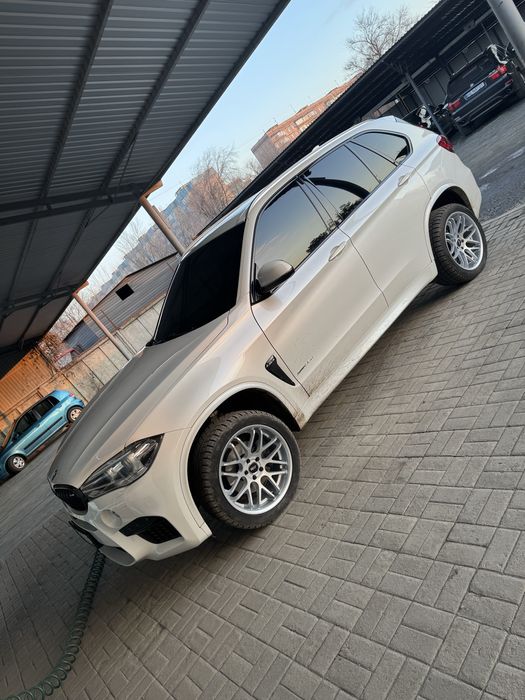 Різноширокі R20 5x120 BMW X5 X6 X3 Е70 E71 F15 F16 Ф15 Ф16 Е70