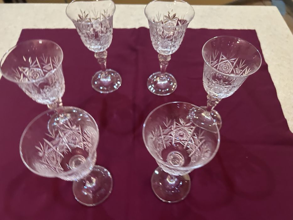 Хрустальные фужеры тюльпан.