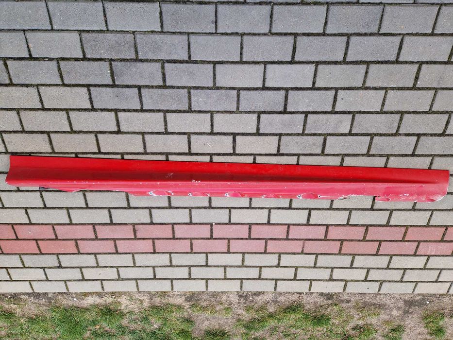 Listwa progowa prawa BMW E46 98-06R.