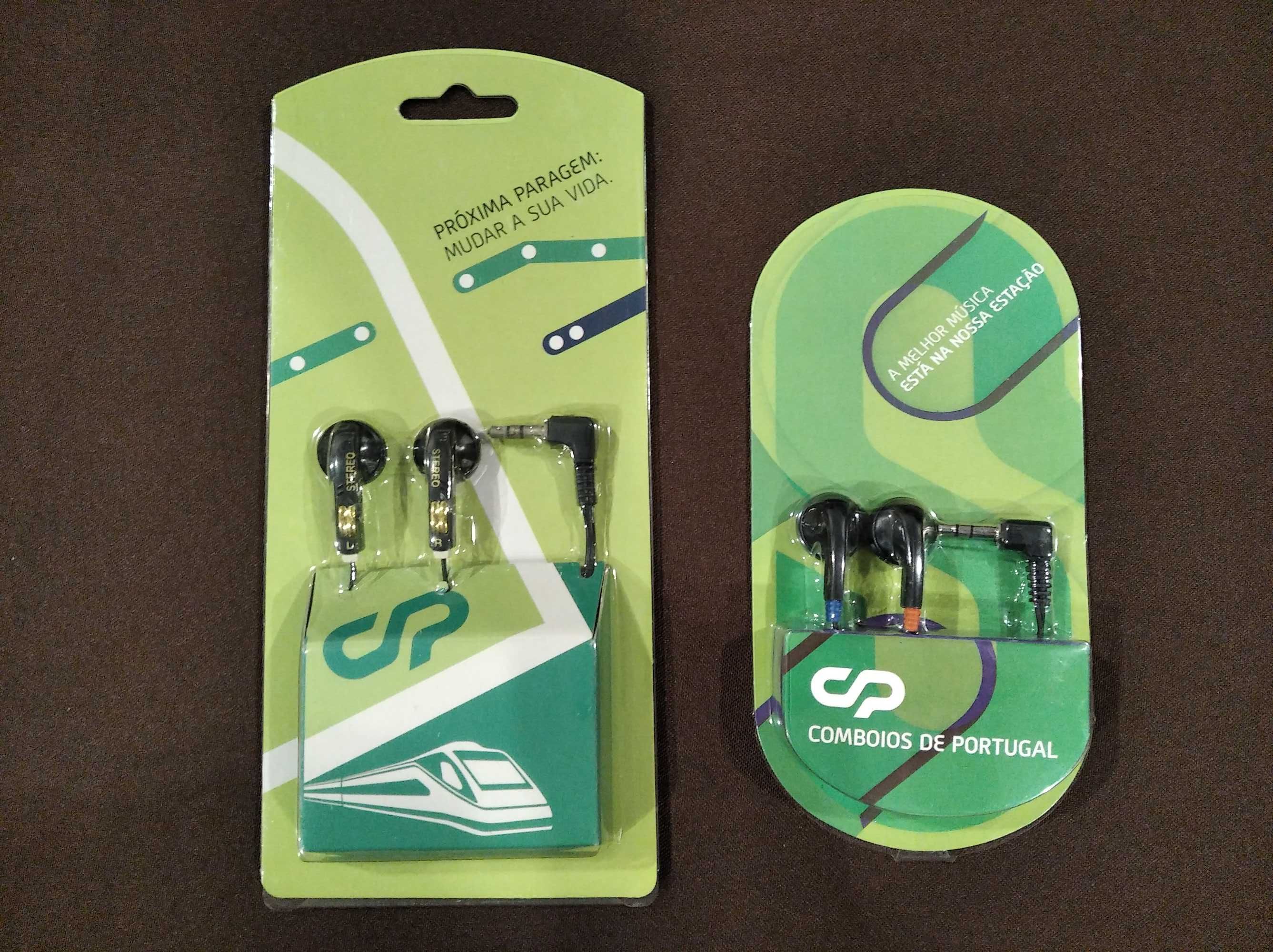 Auriculares CP novos