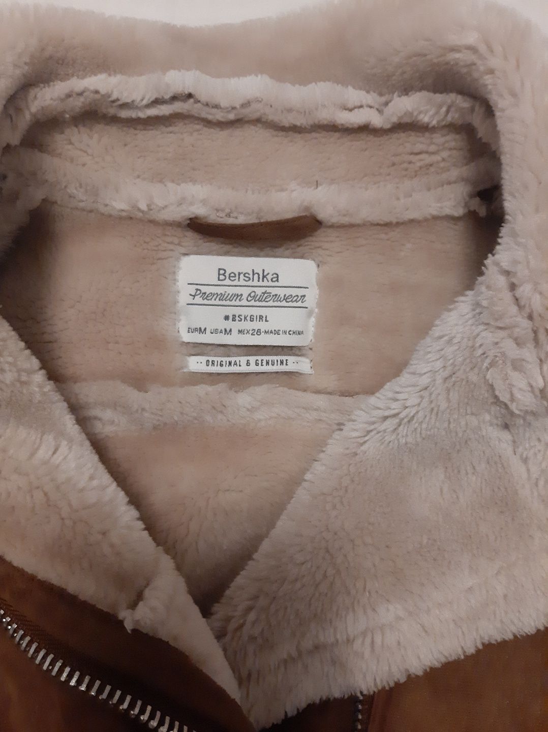 Blusão camel com pêlo por dentro